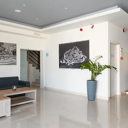 Kalia Hotel 4*